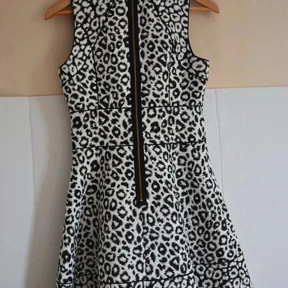 Leopard  Print Dress - Picture 3 of 10